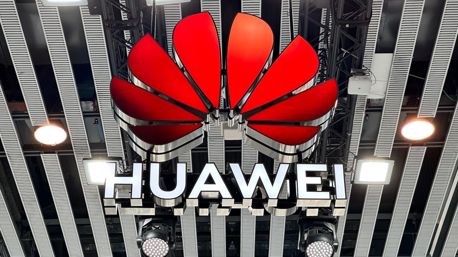 Huawei_MWC_TOP-1-.jpg